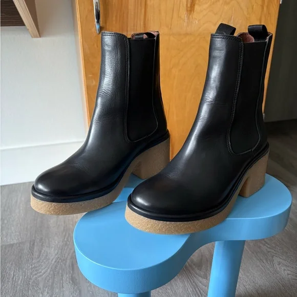 Anonymous Copenhagen - Black soft calf leather w/ gum platform sole - Picture 2 of 7